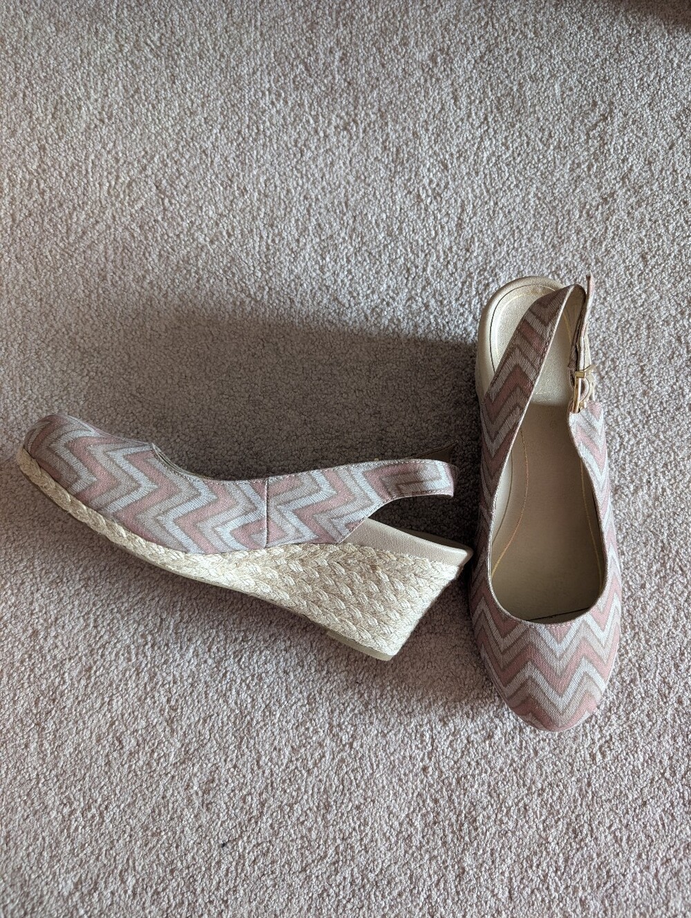 Vionic carolina Beige Chevron Espadrille Wedge Slingback Pastel Wedges - Picture 3 of 6